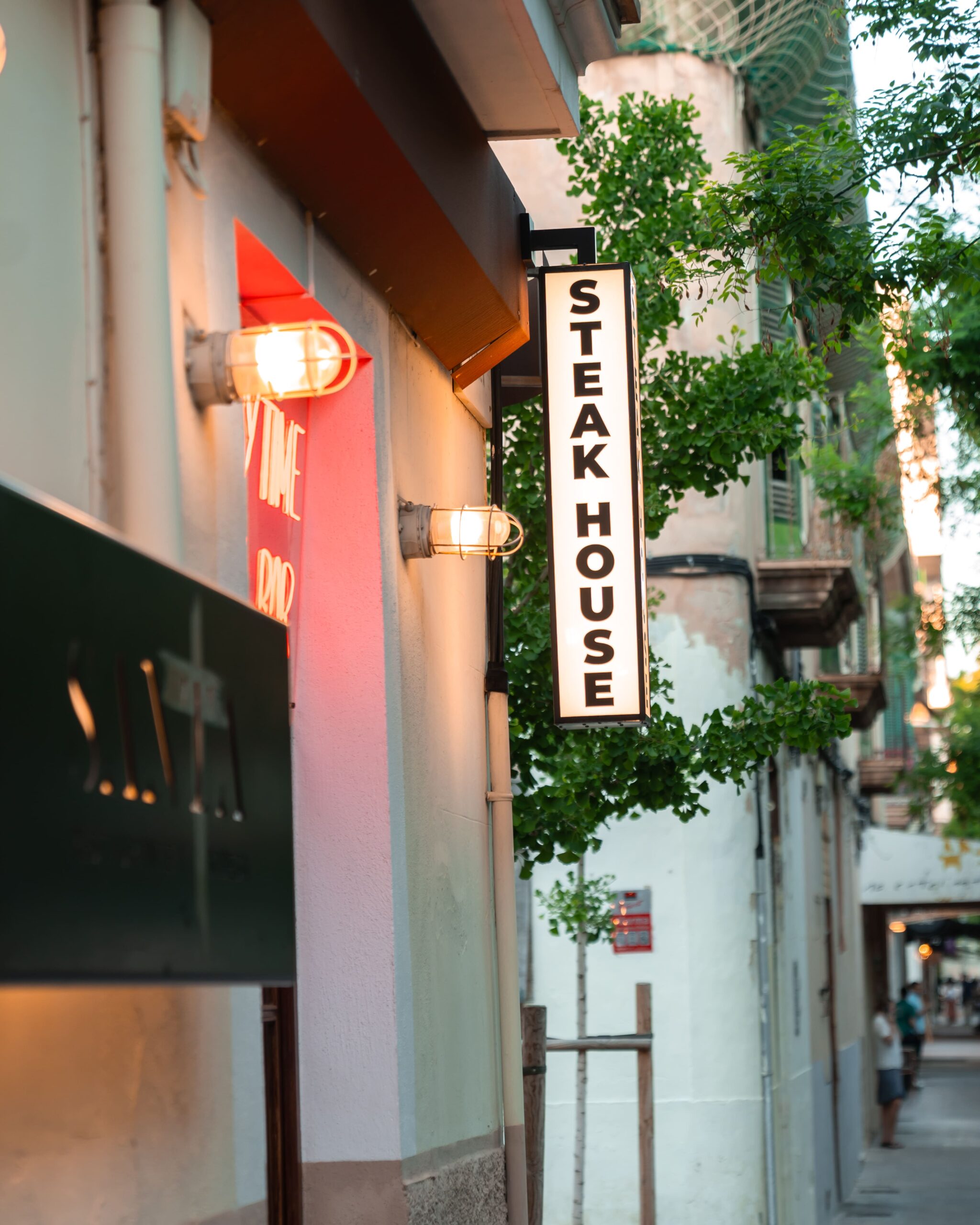 Cartel neón Santa Steakhouse Palma